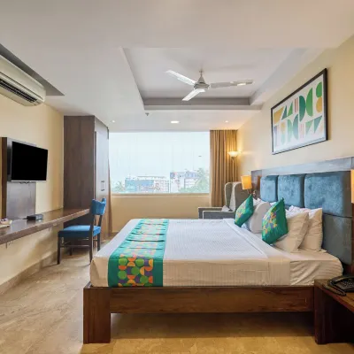 Treebo Premium PL Grand, Visakhapatnam Отели рядом с достопримечательностью «Район Даба-Гарденс»