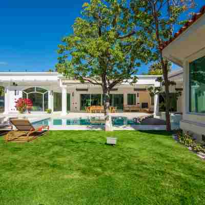 Luxury 6br Palm Springs Retreat With Private Pool Spa Hotel Exterior