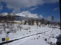 Modern, Spacious, Well Equipped Apartment in High Tatras Mountains 1 - 2 ดาว