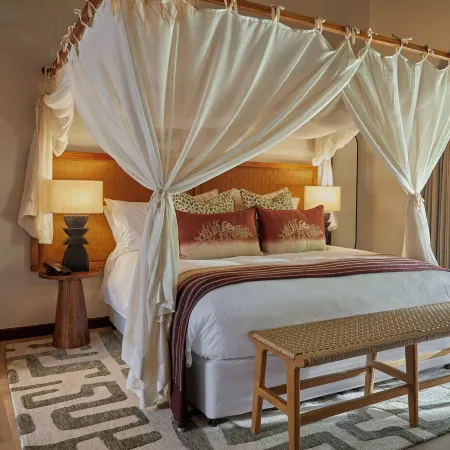 Taj Bush Lodge