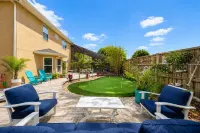 7Bd 6BA, Pool&Spa, Walk to Beach, PutPut, Dream Backyard, 10 Min. to Downtown! - 4-Star