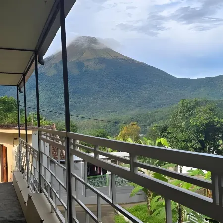 Holi Homestay Trawas