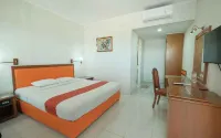 Bandar Narita Hotel - balcony