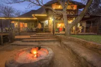 Lovely Holiday Home Bordering Kruger National Park - balcony
