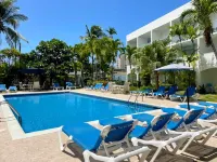 Time Out Hotel - Pools
