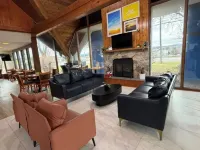 Days Inn by Wyndham Rutland/Killington Area - Pet friendly
