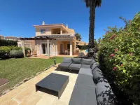 Large Detached Three Bedroom Villa with Heated Infinity Pool and BBQ Area. - WiFi