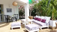 Hotel Sable Et Soleil - Port, Plage et Jacuzzi Privé - pet friendly