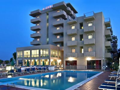 Hotel St. Gregory Park