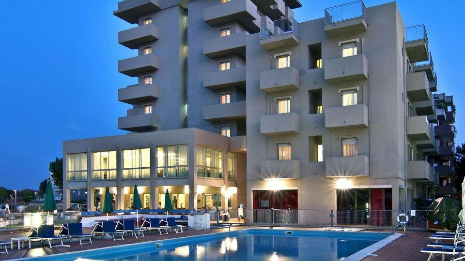 Hotel St. Gregory Park