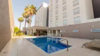 Holiday Inn Express GUADALAJARA AEROPUERTO by IHG - Family