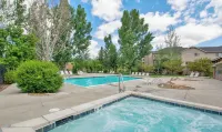 Spacious Eden Retreat – Modern Comfort, Scenic Views & Room for 11 - Wi-Fi