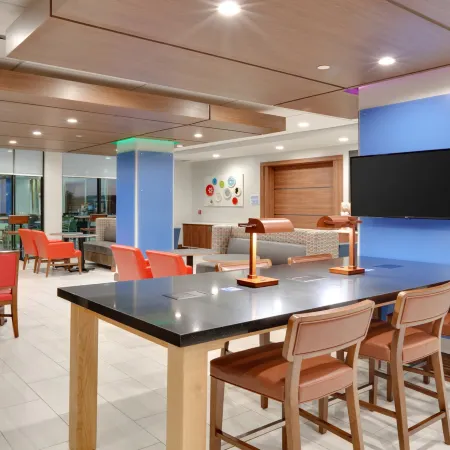 Holiday Inn Express & Suites FORT WORTH NORTH - NORTHLAKE by IHG