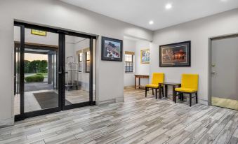 Days Inn by Wyndham Near Kansas Speedway