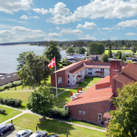 Strandhotel Klinten Aps