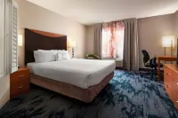 Fairfield Inn & Suites Redding - 3-Star