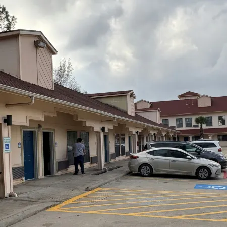 Regency Inn & Suites by Capital O Houston IAH Airport