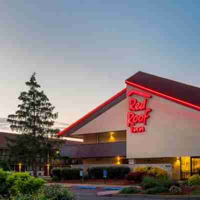 Red Roof Inn Edison Hotel Exterior