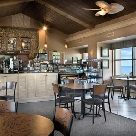 Sea Crest Oceanfront Resort