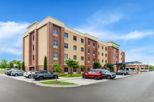 Holiday Inn Express & Suites ST. LOUIS - CHESTERFIELD by IHG - WiFi