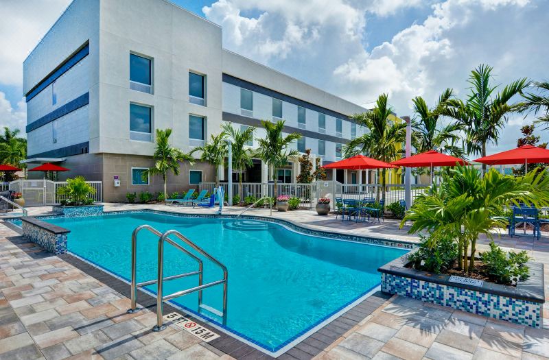 Home2 Suites by Hilton Naples I-75 Pine Ridge Road photo 3