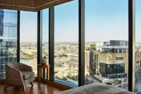 Austin Proper Hotel, a Member of Design Hotels - Romantic