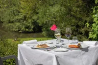 Chateau Sainte Sabine - breakfast