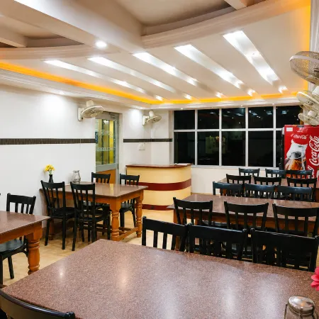 Goroomgo Prateek Residency Digha