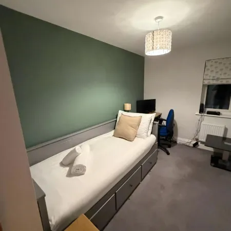 Reading Retreat – 1 Bed with Private Parking