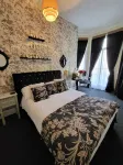 The Collingwood Guest House - parkir