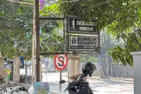 Backpacker Homestay Jatisampurna Redpartner - Parkplatz