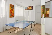 3BR Sky Oasis Penthouse With City Views Parking Country Club Zone -  Ferienwohnungen