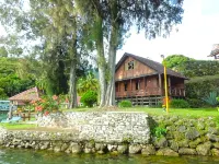 Tuk Tuk Timbul Bungalows Hotels near Bukit Holbung Samosir