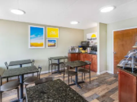 Days Inn by Wyndham Clarksville TN Hotels in Clarksville