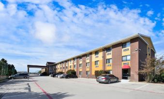 Quality Inn DFW Airport North - Housity