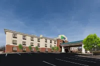 Holiday Inn Express & Suites Greensboro-East Các khách sạn ở Gilmer