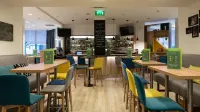 FOUR Essen City Centre - Quầy bar
