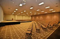 the Montcler Hotel - Redberri Luxury Collection - parking
