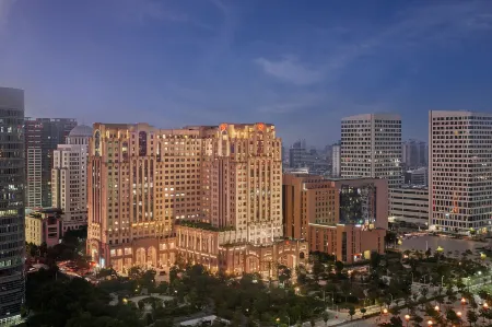 Sheraton Shantou Hotel Отели рядом с достопримечательностью «Shantou Polytechnic»
