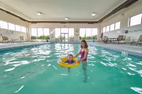 Hampton Inn Uniontown - Pools