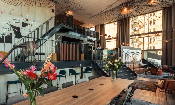 Holiday Inn - the niu, Fender Amsterdam by IHG