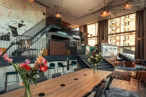 Holiday Inn - the niu, FENDER AMSTERDAM by IHG