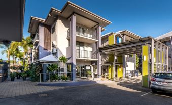 Southern Cross Atrium Apartments