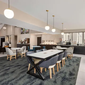 La Quinta Inn & Suites by Wyndham Dothan