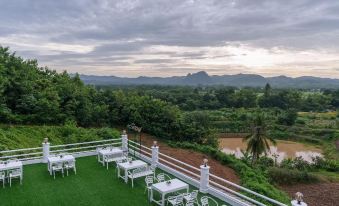 Na Loei Boutique Resort Hotel