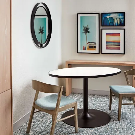 Hotel MDR Marina del Rey- a DoubleTree by Hilton Отели рядом с достопримечательностью «Студия "Сони Пикчерс"»