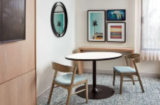 Hotel MDR Marina del Rey- a DoubleTree by Hilton