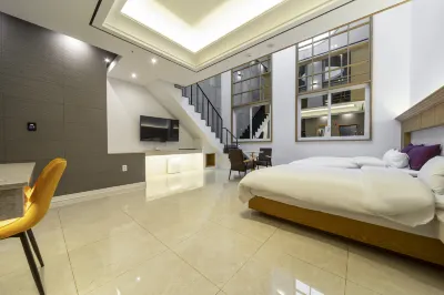 Hwasun the One Business Hotel Hotels near Cheonun San