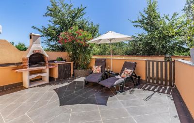 Garden Nice Home in Liznjan with Wifi and 2 Bedrooms Photo