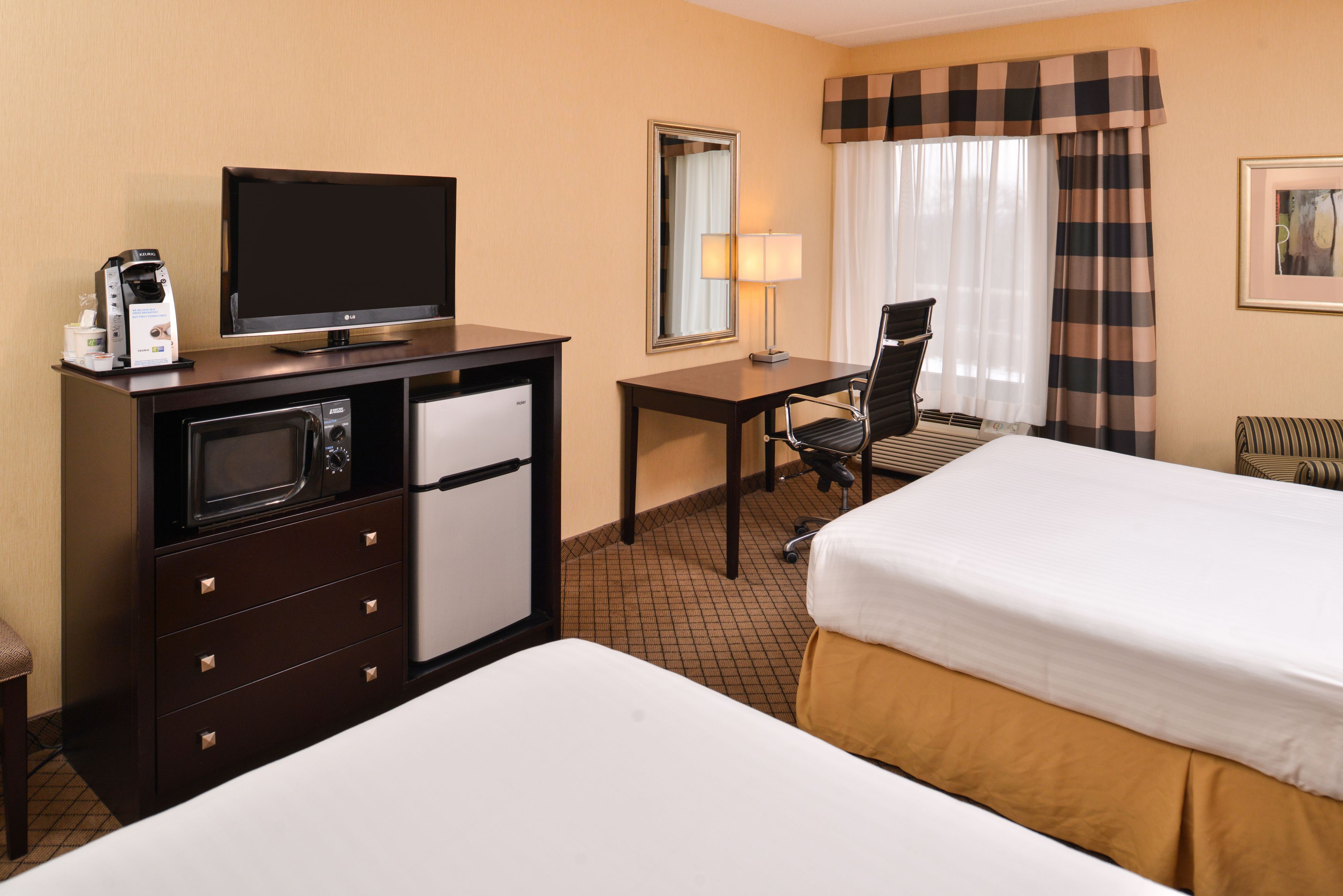 Holiday Inn Express Lewisburg - New Columbia, an Ihg Hotel